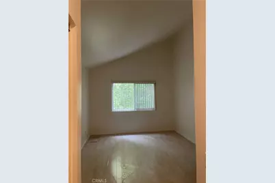 25255 Avenida Dorena, Newhall, CA 91321 - Photo 20
