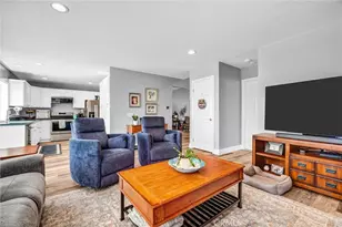 17661 Falkirk, Huntington Beach, CA 92649 - Photo 10