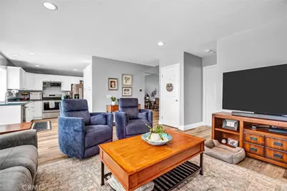 17661 Falkirk, Huntington Beach, CA 92649 - Photo 10