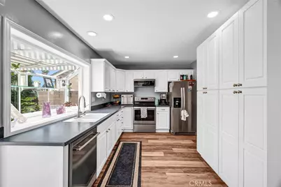 17661 Falkirk, Huntington Beach, CA 92649 - Photo 8