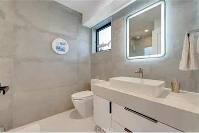 203 Indianapolis Avenue, Huntington Beach, CA 92648 - Photo 26