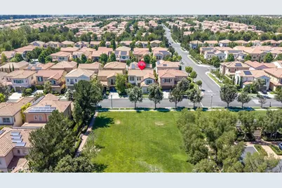 123 Doverwood, Irvine, CA 92620 - Photo 2