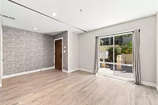 451 S Oakland Ave, Pasadena, CA 91101 - Photo 8