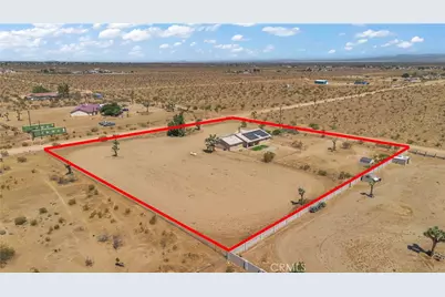 13473 Rochester, Phelan, CA 92371 - Photo 44