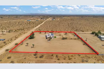 13473 Rochester, Phelan, CA 92371 - Photo 42