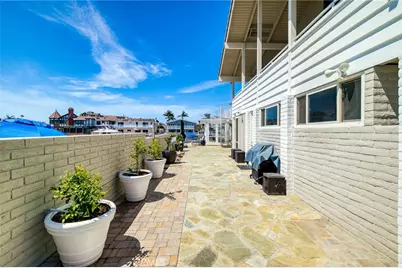 4051 Davenport, Huntington Beach, CA 92649 - Photo 2