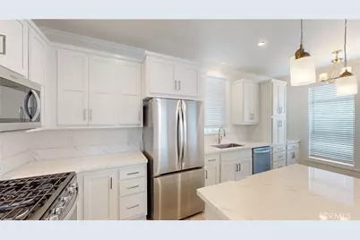 903 W 17th Street #24, Costa Mesa, CA 92627 - Photo 8