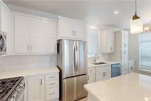 903 W 17th Street, Costa Mesa, CA 92627 - Photo 8