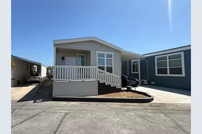 903 W 17th Street #24, Costa Mesa, CA 92627 - Photo 4