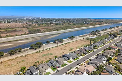20712 Spindrift Lane, Huntington Beach, CA 92646 - Photo 44