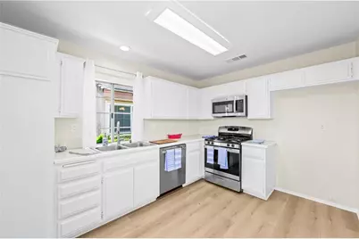 12525 Pinehurst, El Monte, CA 91732 - Photo 16