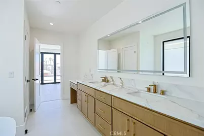 109 9th, Huntington Beach, CA 92648 - Photo 70