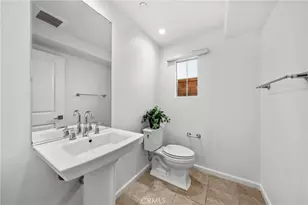 180 Frontier, Irvine, CA 92620 - Photo 22