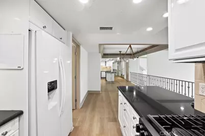 380 W Wilson #E105, Costa Mesa, CA 92627 - Photo 16
