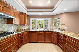 25072 Castlewood, Lake Forest, CA 92630 - Photo 18