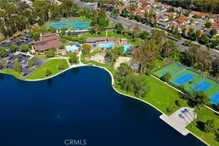 25072 Castlewood, Lake Forest, CA 92630 - Photo 4
