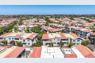 19372 Maidstone Lane, Huntington Beach, CA 92648 - Photo 58