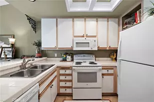 2960 Champion Way, Tustin, CA 92782 - Photo 16
