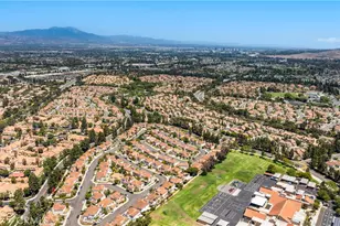 9 Terraza, Irvine, CA 92614 - Photo 60