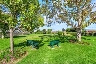 16737 Viewpoint Lane 148D, Huntington Beach, CA 92647 - Photo 18
