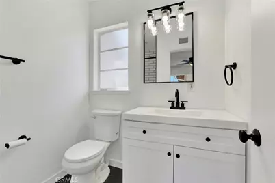 1777 W Siva, Anaheim, CA 92804 - Photo 22