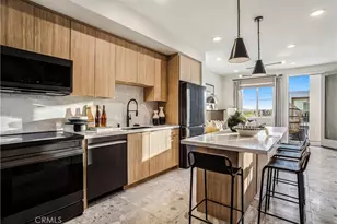 12721 Sky Pl, Hawthorne, CA 90250 - Photo 4