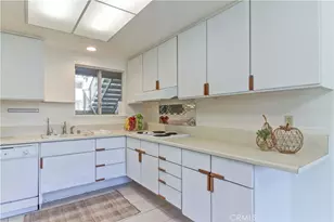 2184 Via Mariposa, Laguna Woods, CA 92637 - Photo 16