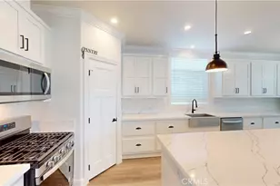 9850 Garfield Ave, Huntington Beach, CA 92646 - Photo 14