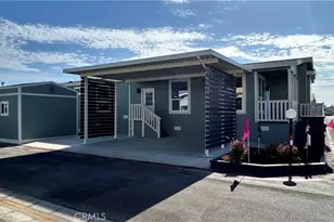 9850 Garfield Ave, Huntington Beach, CA 92646 - Photo 4