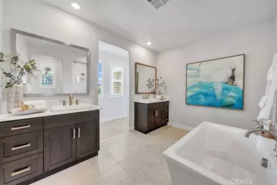 200 Chorus, Irvine, CA 92618 - Photo 20