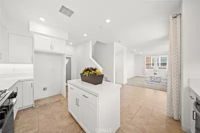 155 W La Palma Avenue #2, Anaheim, CA 92801 - Photo 14
