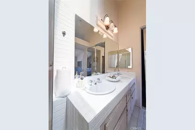 21 Bravo, Aliso Viejo, CA 92656 - Photo 56
