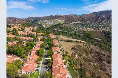 19076 Canyon Terrace Drive, Lake Forest, CA 92679 - Photo 26