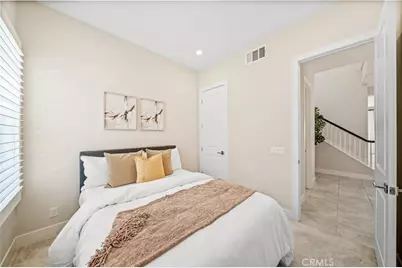 270 Burwood, Lake Forest, CA 92630 - Photo 8