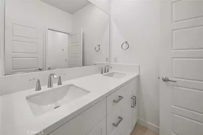 309 Lodestar, Tustin, CA 92782 - Photo 36