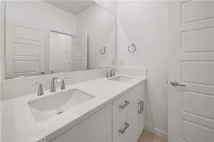 309 Lodestar, Tustin, CA 92782 - Photo 36