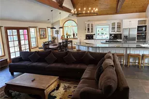 42385 Fox Farm, Big Bear Lake, CA 92315 - Photo 2