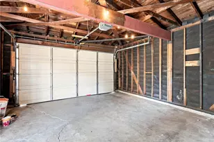 17030 Celtic St, Granada Hills, CA 91344 - Photo 28