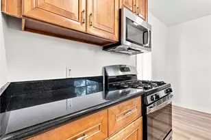17030 Celtic St, Granada Hills, CA 91344 - Photo 8