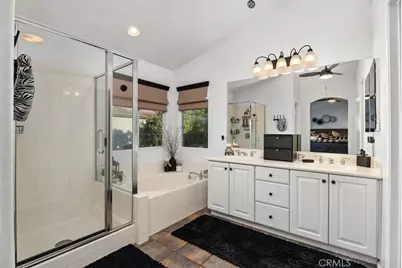 2 Daybreak, Rancho Santa Margarita, CA 92688 - Photo 18