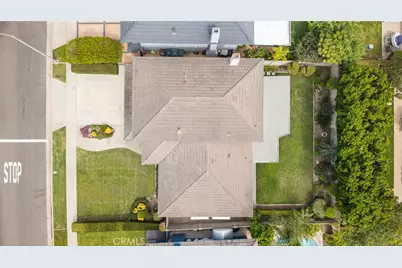10202 Meredith, Huntington Beach, CA 92646 - Photo 4