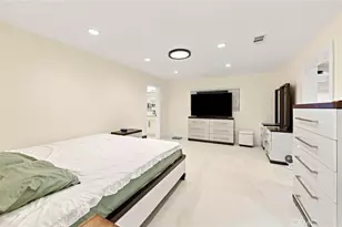 16572 Carousel, Huntington Beach, CA 92649 - Photo 34