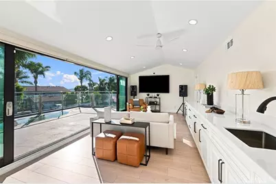 16572 Carousel, Huntington Beach, CA 92649 - Photo 46