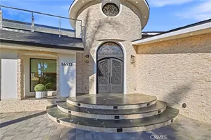 16572 Carousel, Huntington Beach, CA 92649 - Photo 8