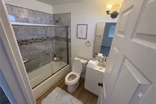 146 W 93rd, Los Angeles, CA 90003 - Photo 16