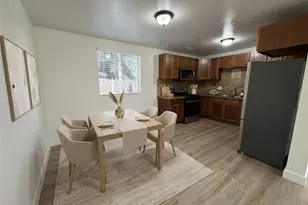 146 W 93rd, Los Angeles, CA 90003 - Photo 10