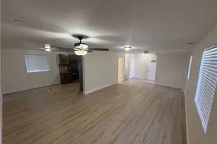 146 W 93rd, Los Angeles, CA 90003 - Photo 2