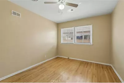13155 Gault, Los Angeles, CA 91605 - Photo 24
