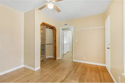 13155 Gault, Los Angeles, CA 91605 - Photo 22