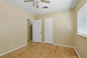 13155 Gault, Los Angeles, CA 91605 - Photo 16